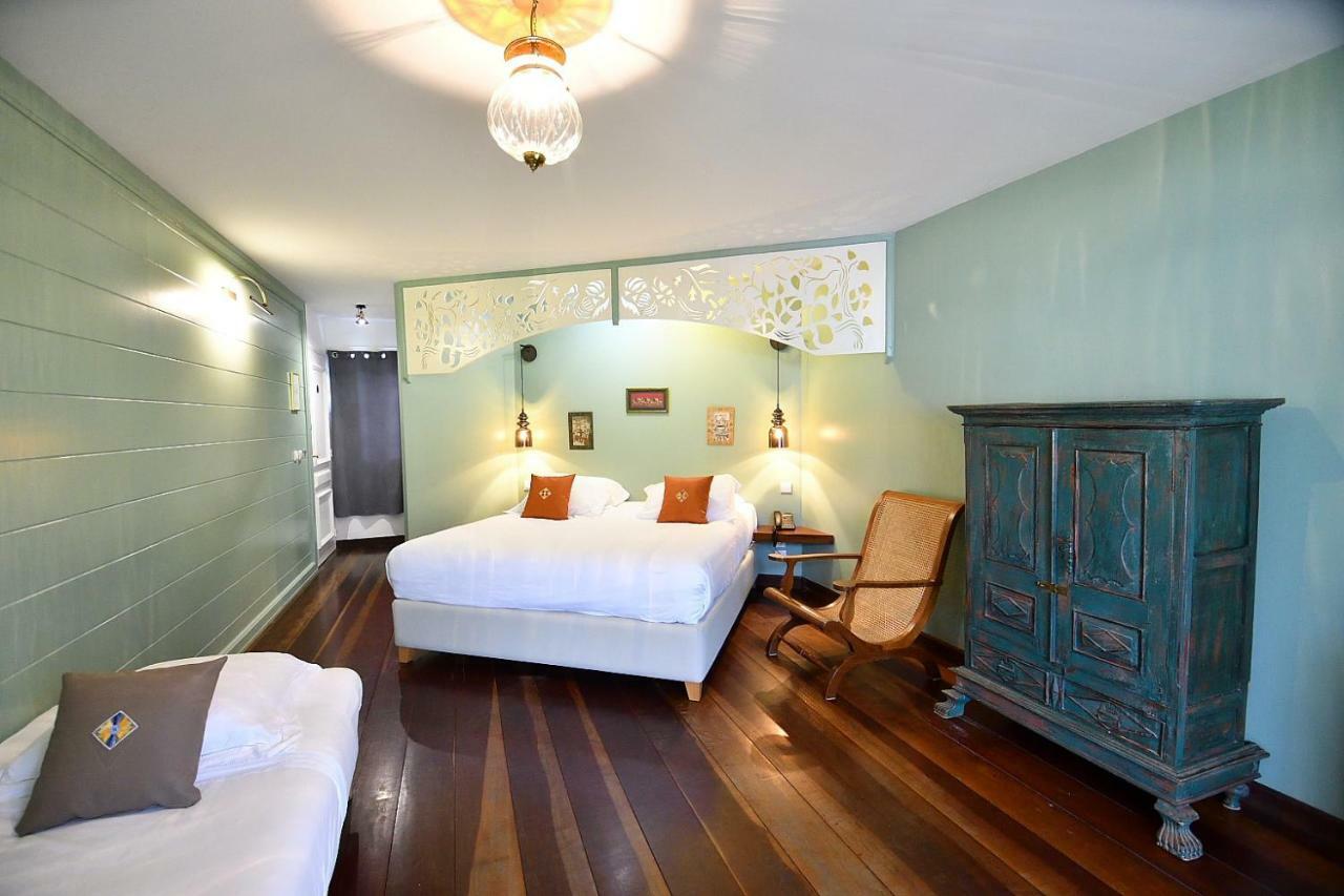 Tsilaosa Hôtel Cilaos Extérieur photo